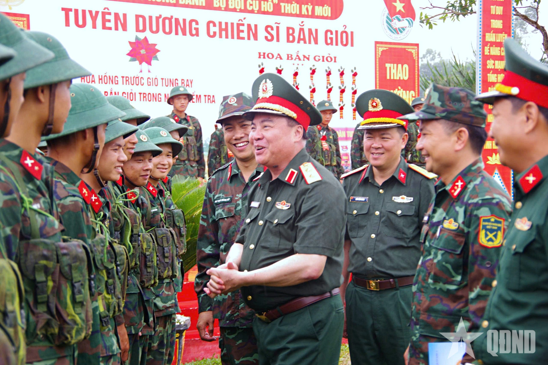 Kinh nghiệm xây dựng chính quy, rèn luyện kỷ luật ở Trung đoàn 98